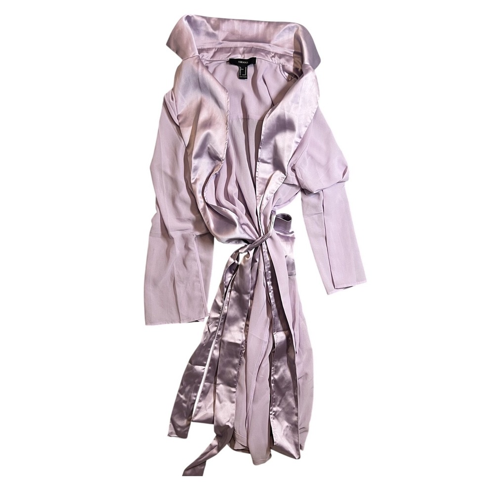 Forever 21 Women's Lavender Satin Trim Robe Size M Purple Long Sleeve